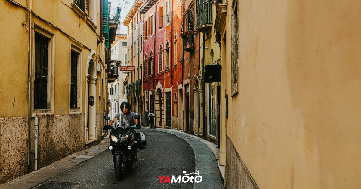 costo assicurazione moto media italia 2025